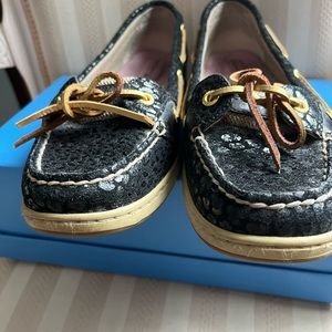 Sperry Top Sider Woman’s boat shoe size 10